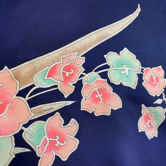 Authentic Leonard Scarf - Picture 3 of 7